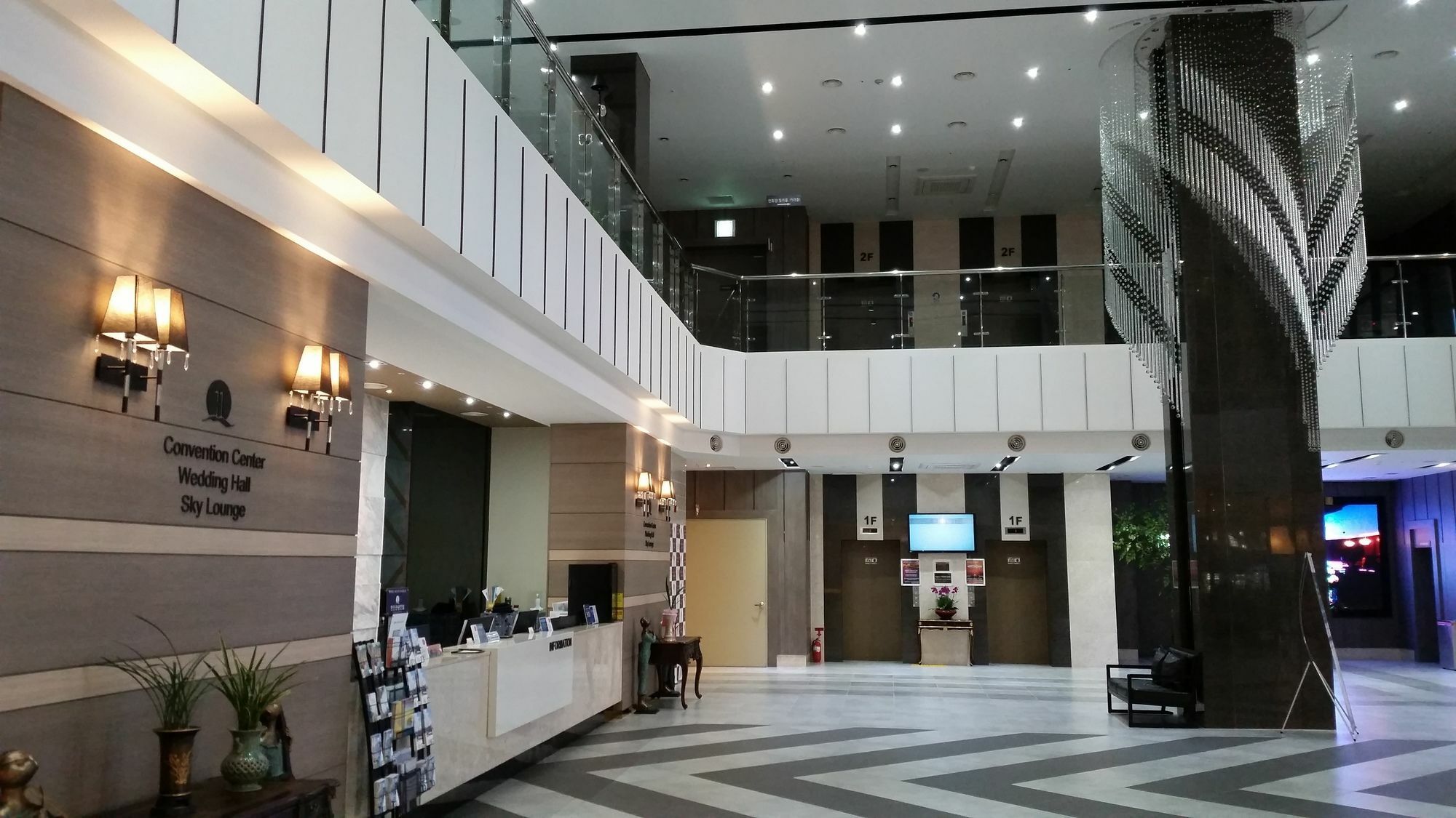 Hyunjin Tourist Hotel Donghae Extérieur photo